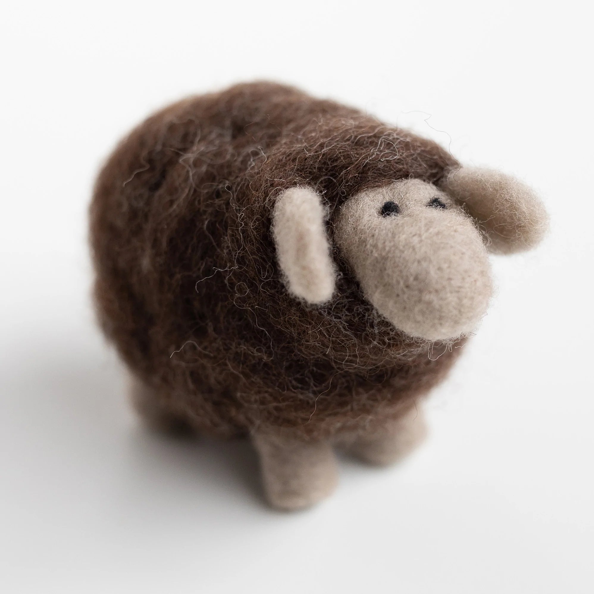 Needle carving sets - Black Sheep