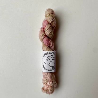 Fingering Lelo Yarns