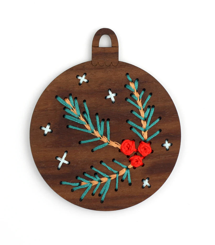 Embroidery Ornaments Kit